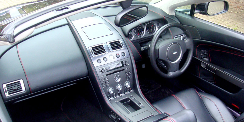 Aston Martin AMV8 Cabriolet